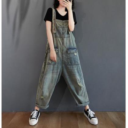 Fashion Woman Jeans Loose Pants Ripped Jeans..