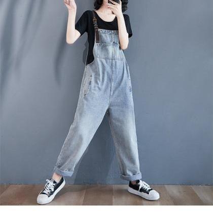 Woman Loose Jeans Pants Casual Pants Overalls..